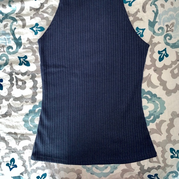 High Neck Sleeveless Crop Top - Picture 2 of 2